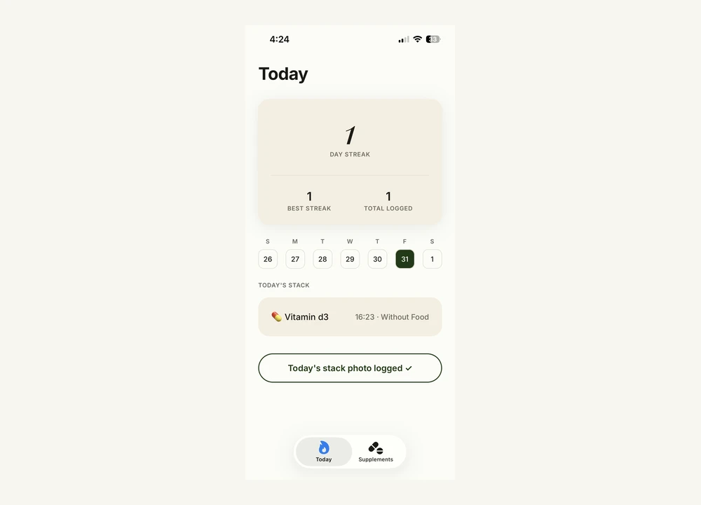 SuppAlarm Today screen showing a day streak counter, best streak, and a week calendar strip for tracking daily supplement consistency
